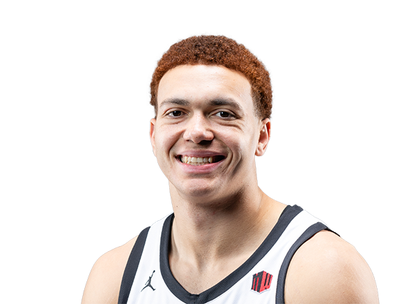 Elijah Saunders